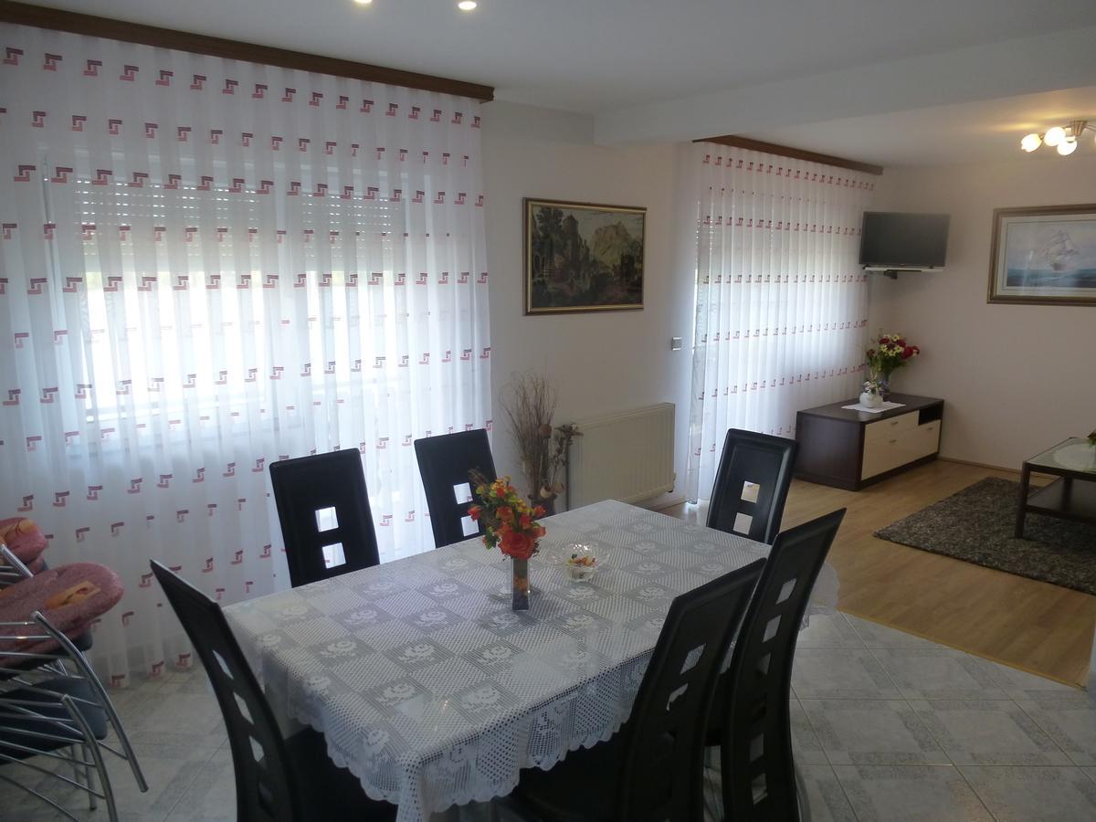 Apartments Mise Оґулин Екстер'єр фото